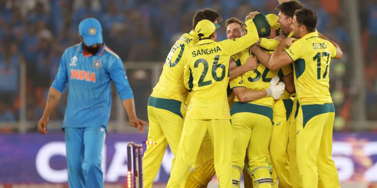 Australian players celebrate winning the ICC ODI World Cup